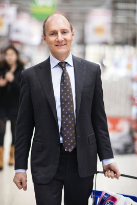 Magnus Groth, President and CEO (photo)