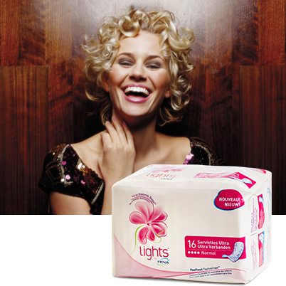 lights&trade; by TENA Ultra Towels Normal och Ultra Towels Normal with Wings (photo)