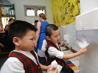 SCA conducts regular educational initiatives in hand washing and teaches preschoolers about the importance of hand hygiene. (photo)